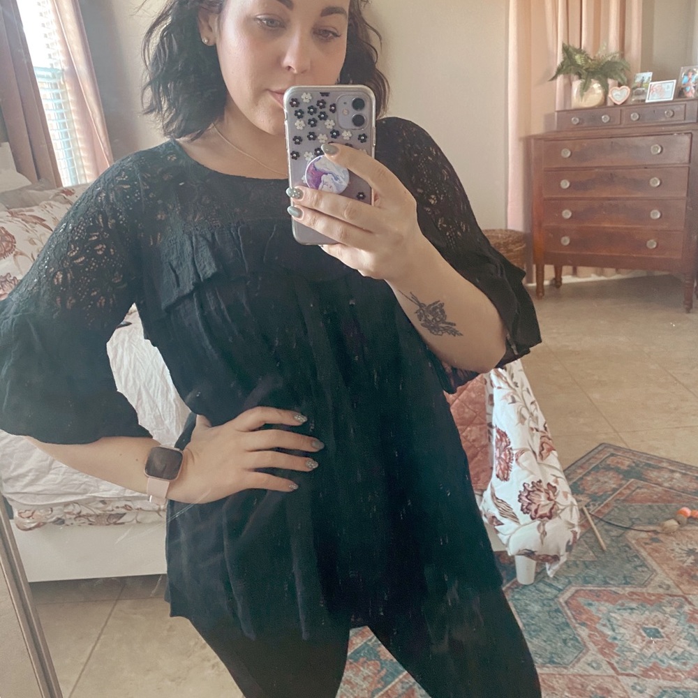 Black Swing Top